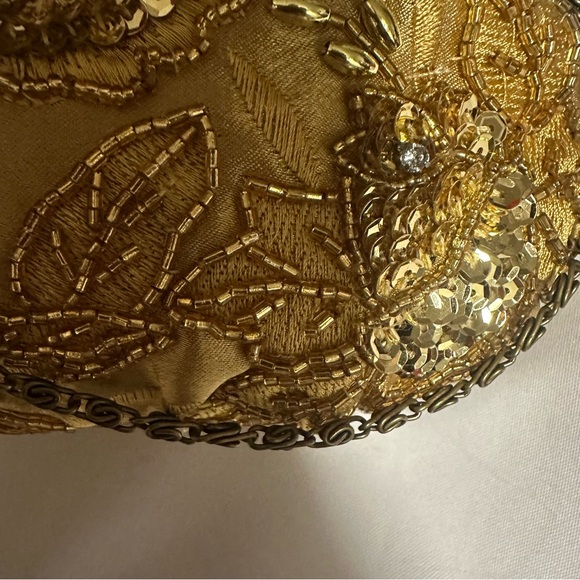 Ornate Gold Embroidered Clutch - Picture 16 of 16